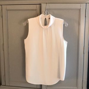 Ann Taylor sleeveless mock neck knit top